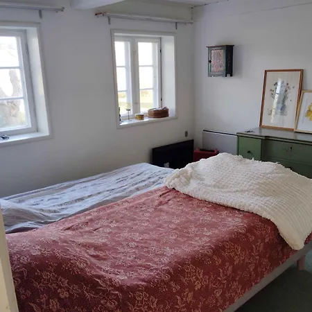With A 90-degree Sea View * Aeroskobing