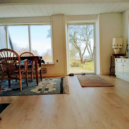 With A 90-degree Sea View Holiday home